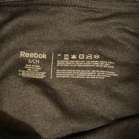 High Waist Cropped Legging - Picture 3 of 3